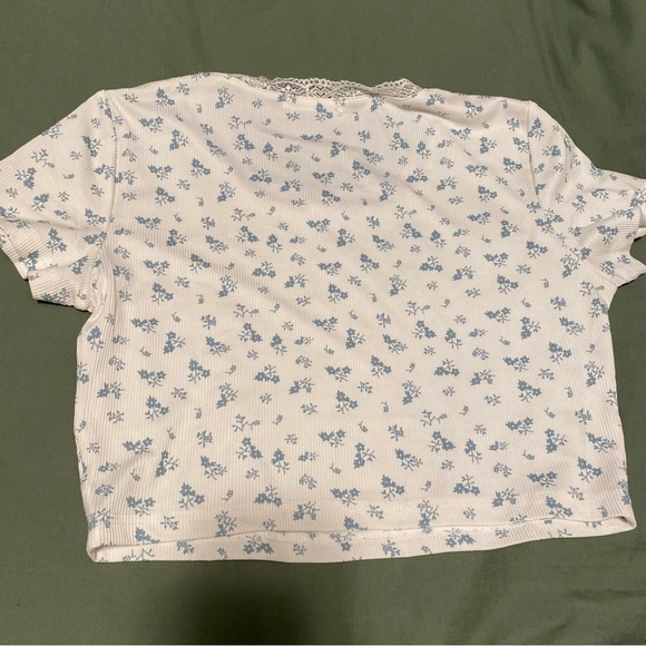 Crop top bundle - Picture 12 of 15